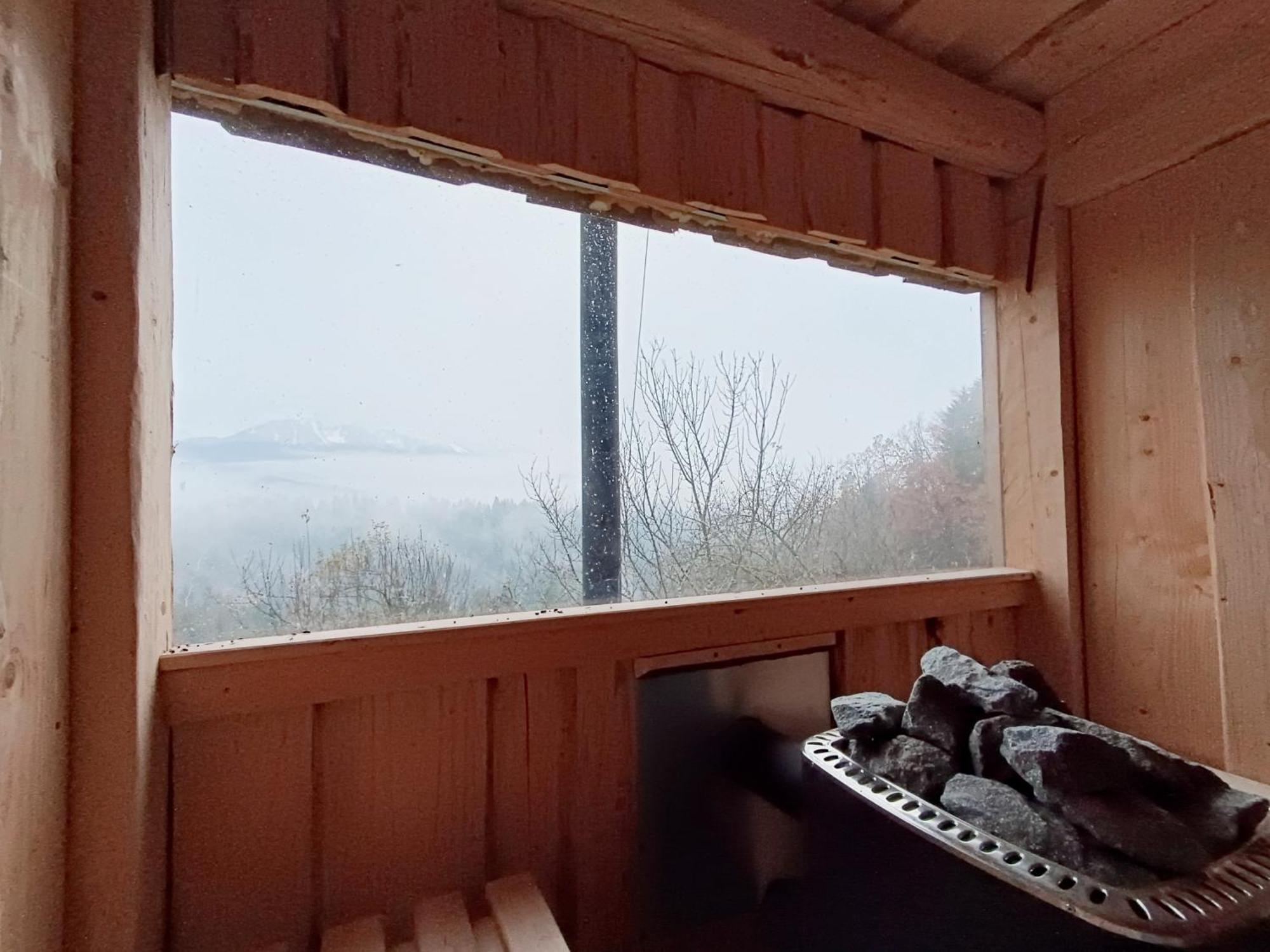 Apartmán Kmetija Pecnik Prevalje Exteriér fotografie